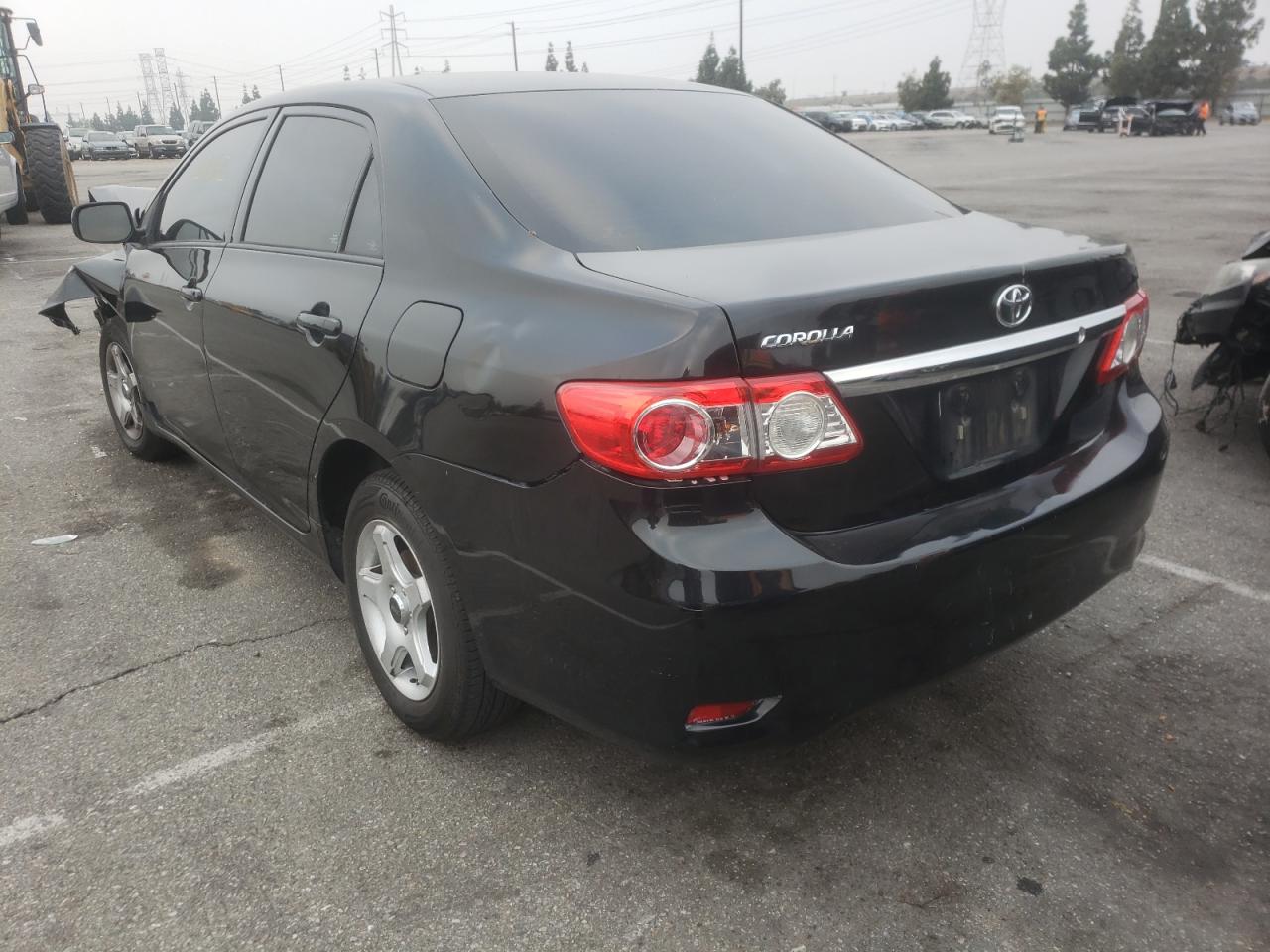 Photo 3 from auction – 2013 TOYOTA COROLLA 2D with VIN 5YFBU4EE8DP100559