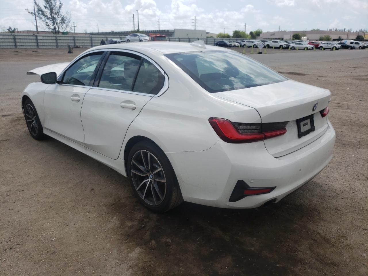 Photo 3 from auction – 2020 BMW 330I with VIN 3MW5R1J07L8B24211