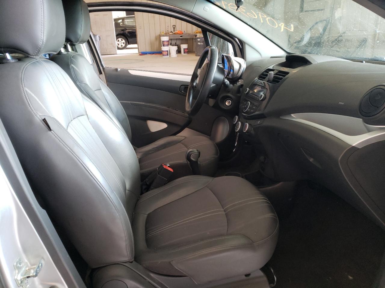 Photo 5 from auction – 2014 CHEVROLET SPARK LS with VIN KL8CB6S99EC472279