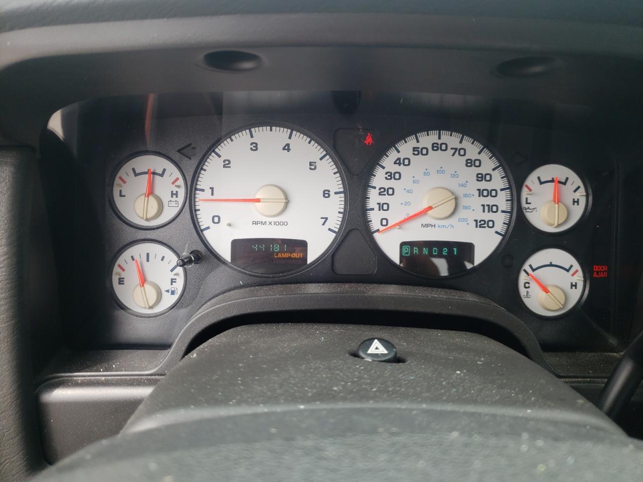 Photo 8 from auction – 2005 DODGE RAM 1500 S with VIN 1D7HU18D25J603723