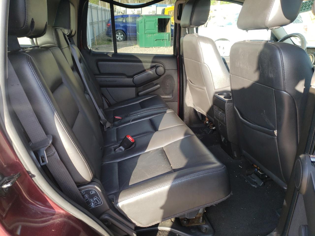 Photo 6 from auction – 2007 FORD EXPLORER L with VIN 1FMEU75807UB33051
