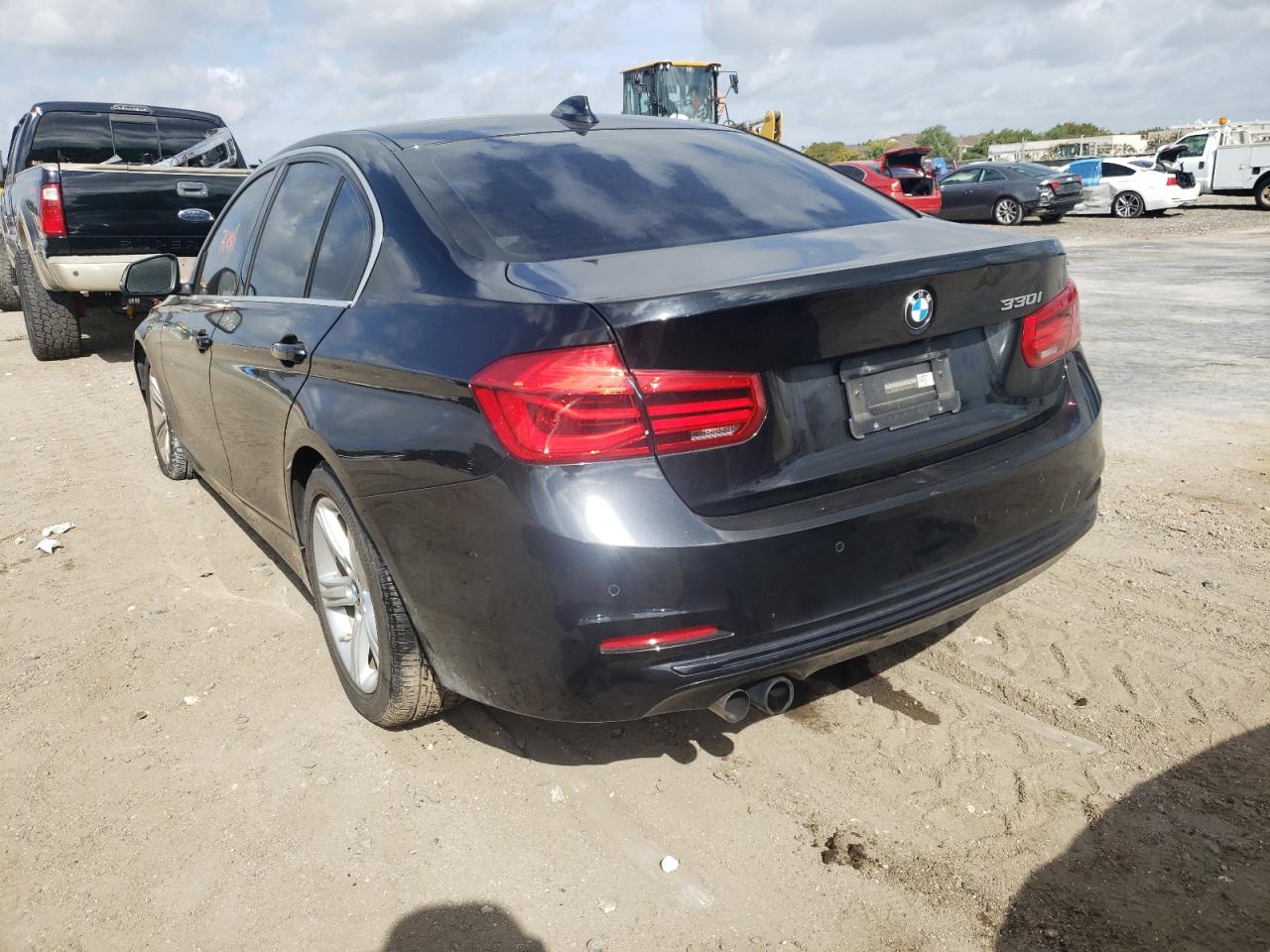 Photo 3 from auction – 2017 BMW 330 I with VIN WBA8B9G59HNU09788