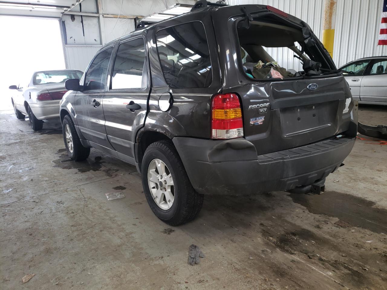 Photo 3 from auction – 2007 FORD ESCAPE XLT with VIN 1FMCU93Z87KC05480
