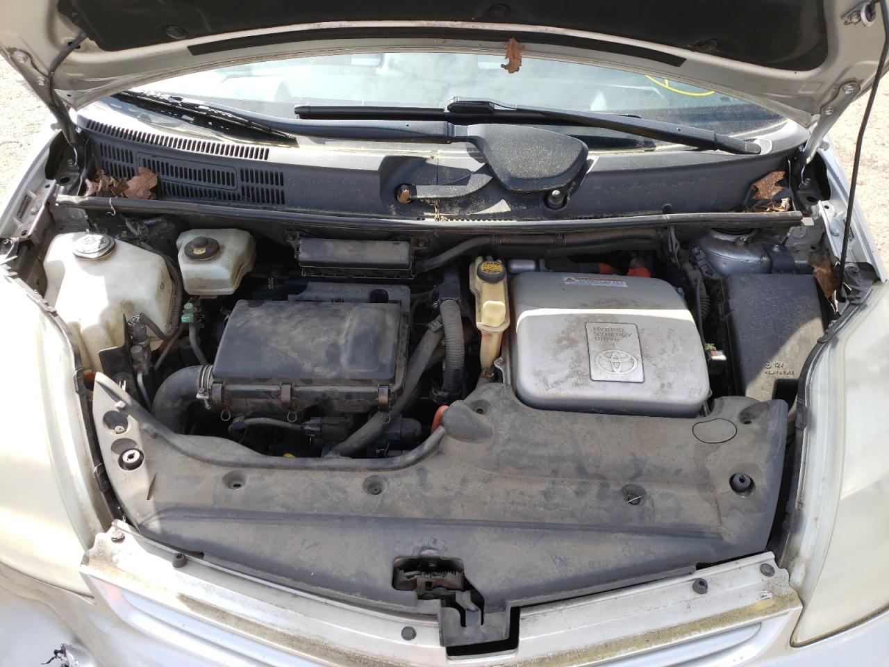 Photo 7 from auction – 2005 TOYOTA PRIUS with VIN JTDKB22U557015560