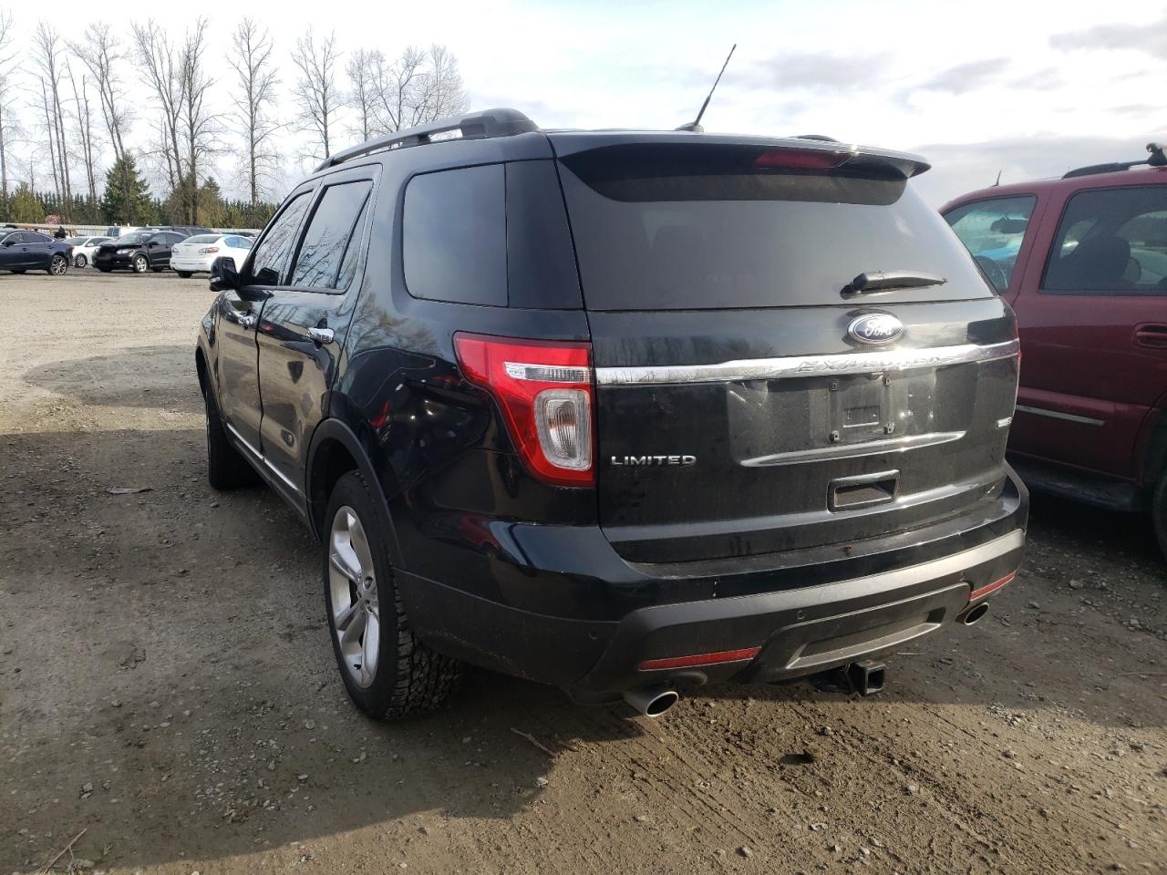 Photo 3 from auction – 2015 FORD EXPLORER L with VIN 1FM5K8F84FGA56370