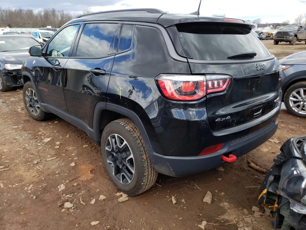 Photo 3 from auction – 2020 JEEP COMPASS TR with VIN 3C4NJDDB3LT165473
