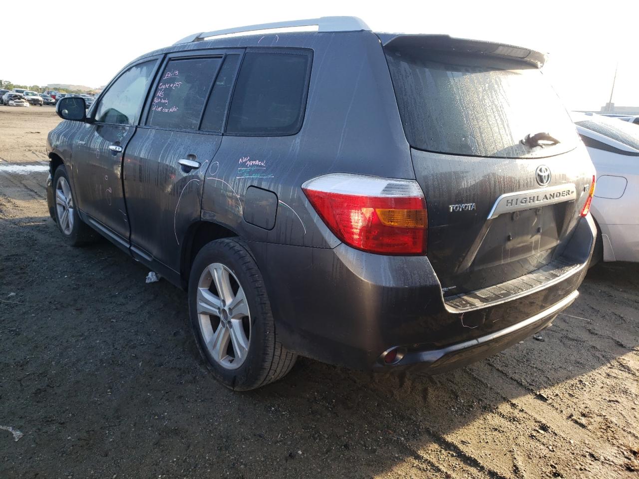 Photo 3 from auction – 2008 TOYOTA HIGHLANDER with VIN JTEDS42A982028996