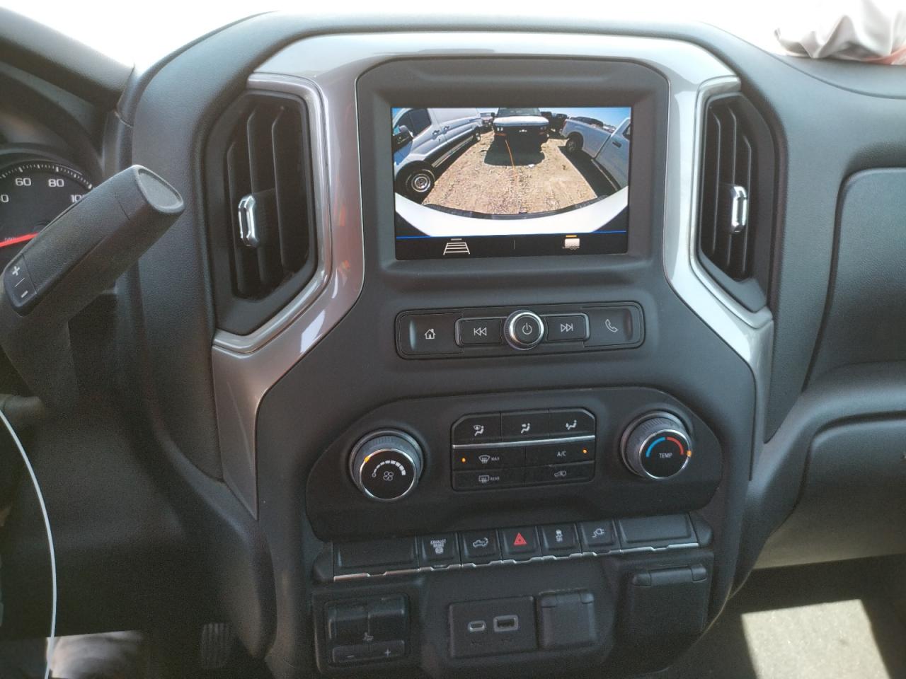 Photo 9 from auction – 2022 CHEVROLET SILVERADO with VIN 1GC4YMEY4NF110280