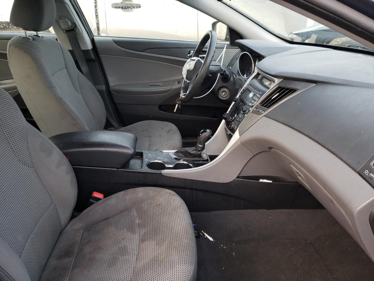 Photo 5 from auction – 2012 HYUNDAI SONATA GLS with VIN 5NPEB4AC5CH444336