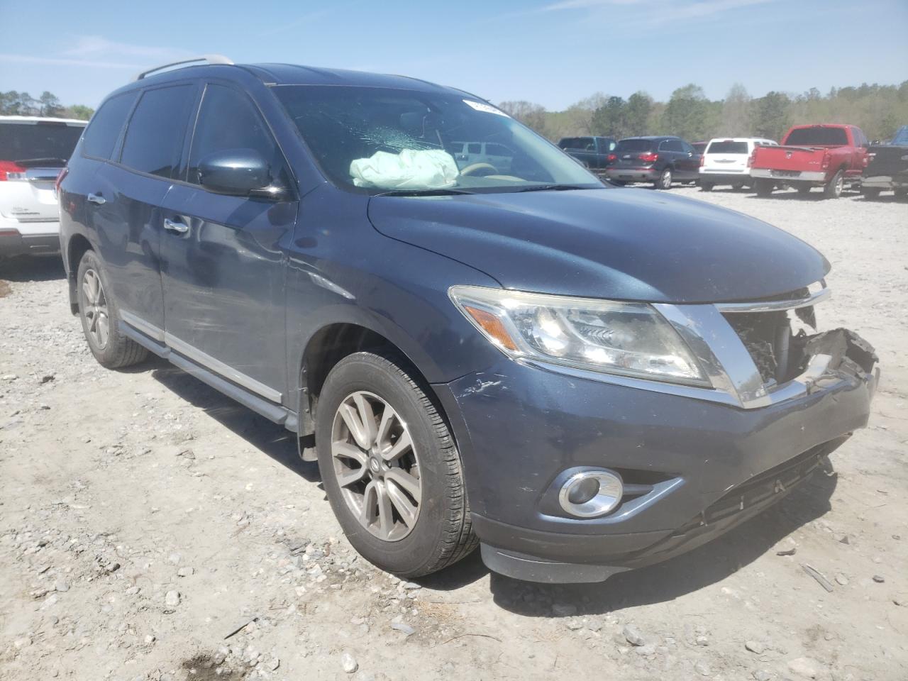 NISSAN PATHFINDER 2013 with VIN 5N1AR2MN3DC683856 - Photo from auction