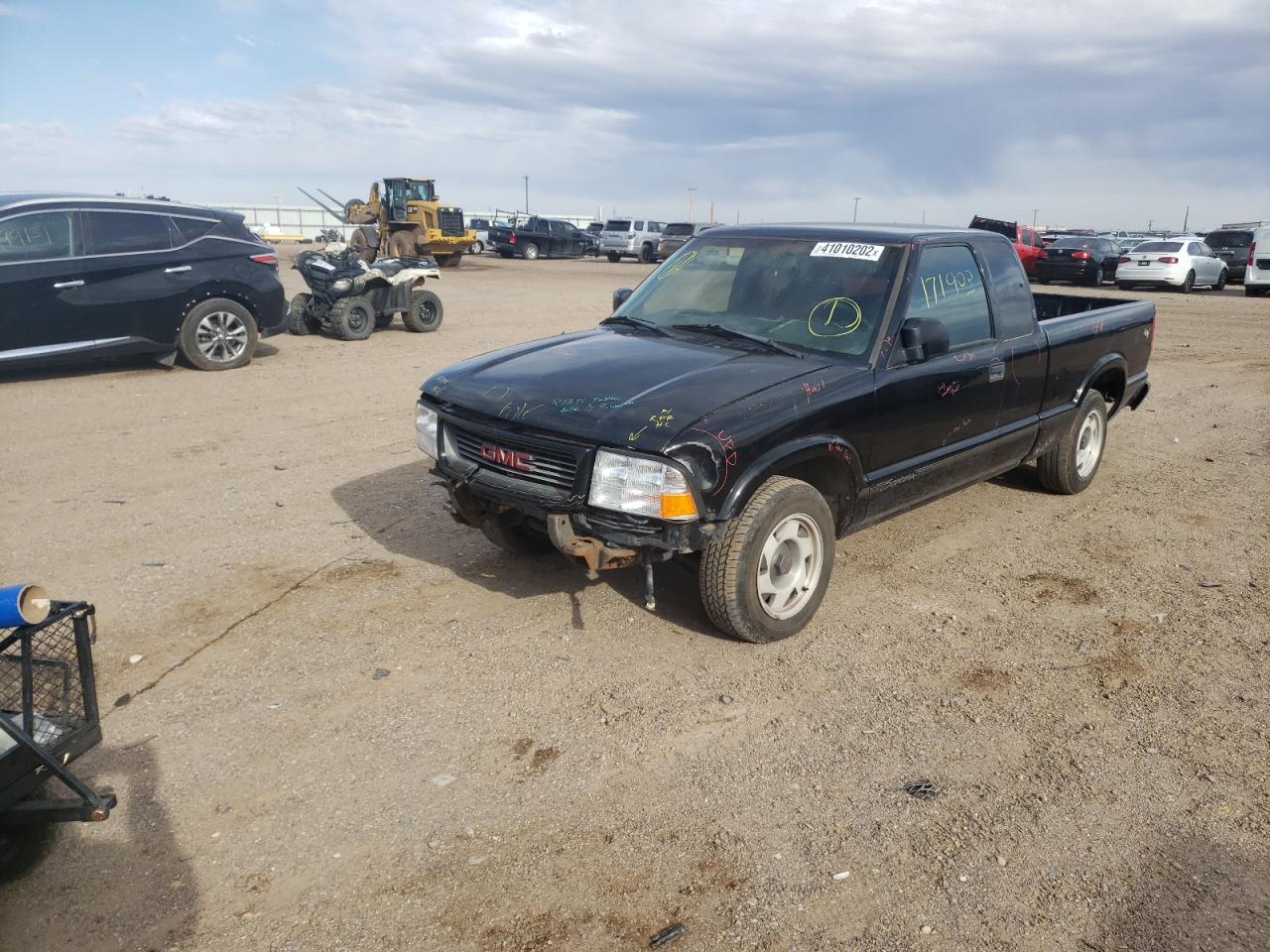 Photo 2 from auction – 1998 GMC SONOMA with VIN 1GTCS1948W8540855