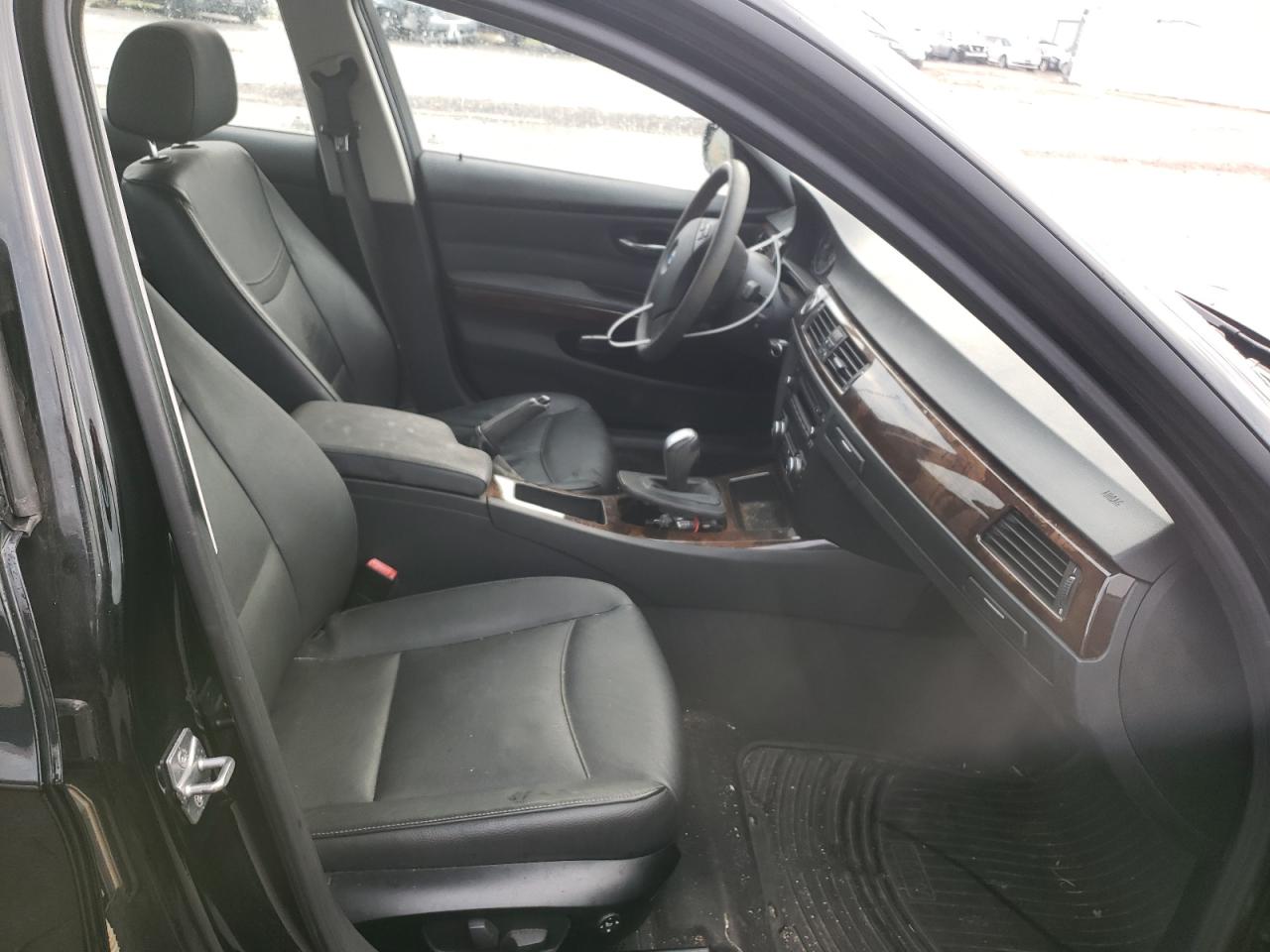 Photo 5 from auction – 2011 BMW 328 XI with VIN WBAPK7C53BA973313