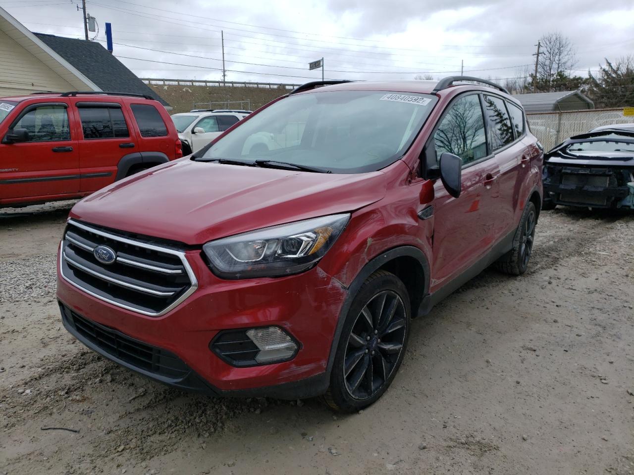 Photo 2 from auction – 2017 FORD ESCAPE SE with VIN 1FMCU0GD0HUD27105