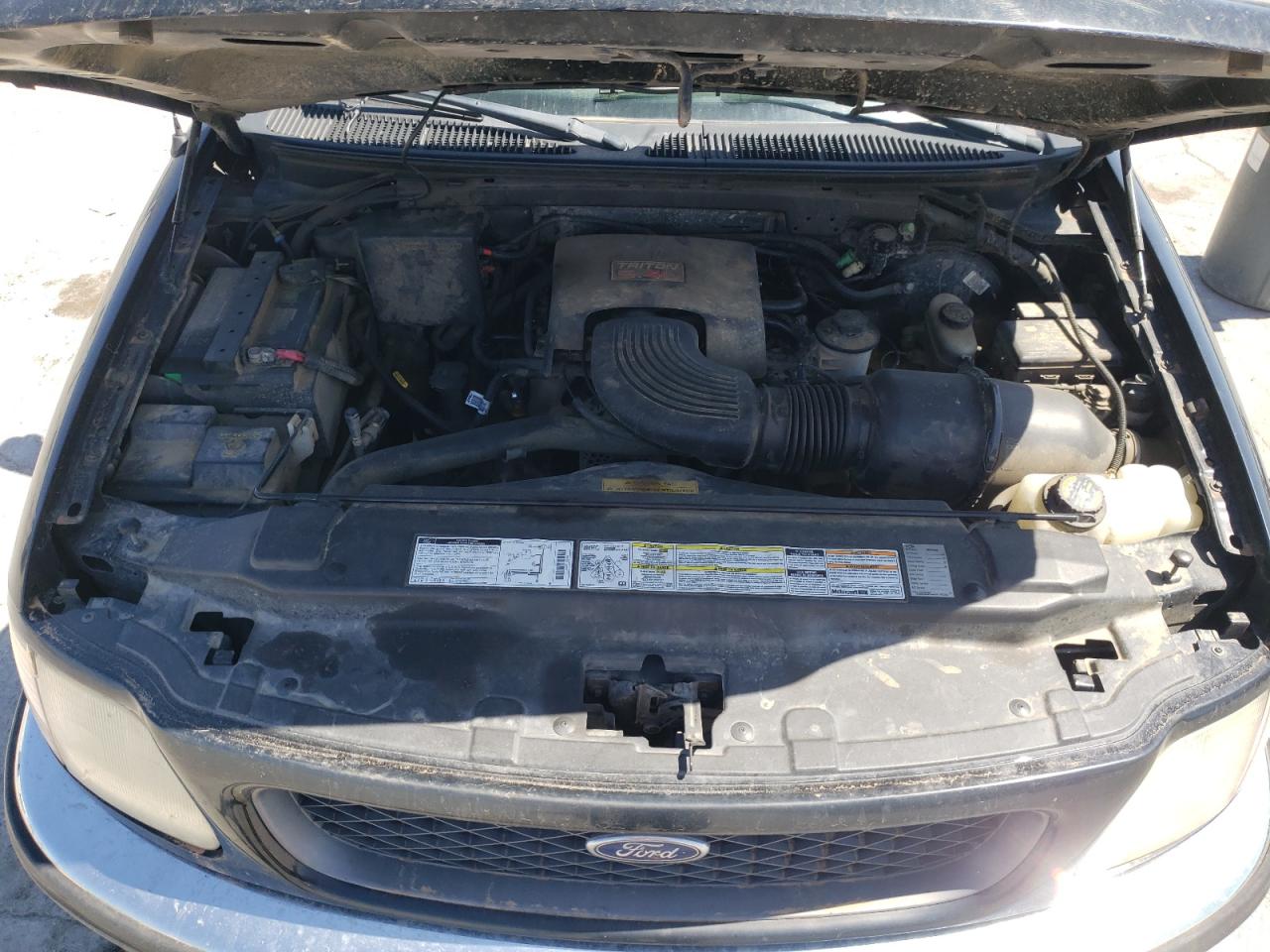 Photo 7 from auction – 1998 FORD F150 with VIN 1FTRX17L5WNB97560
