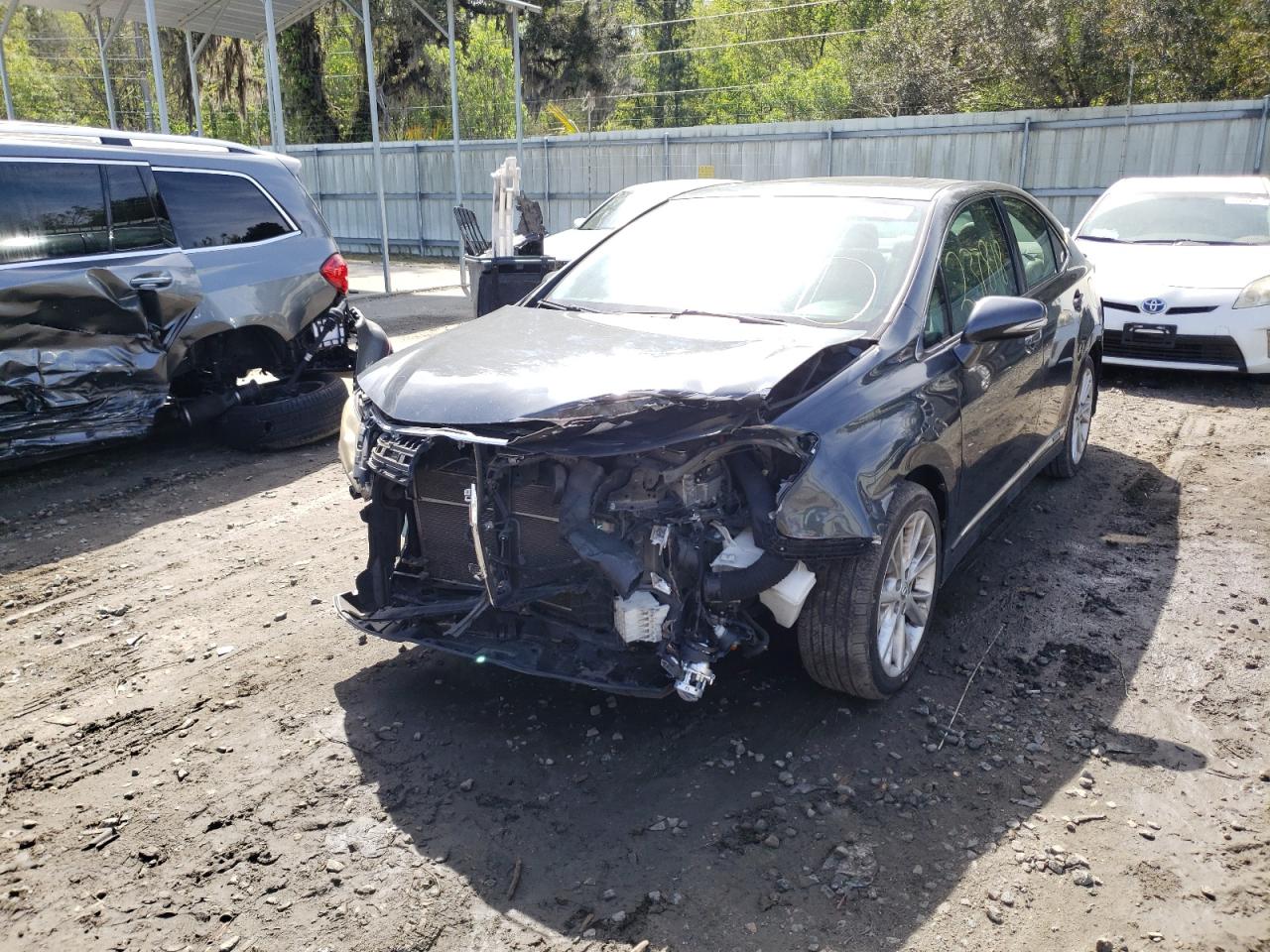 Photo 2 from auction – 2010 LEXUS HS 250H with VIN JTHBB1BA8A2002100