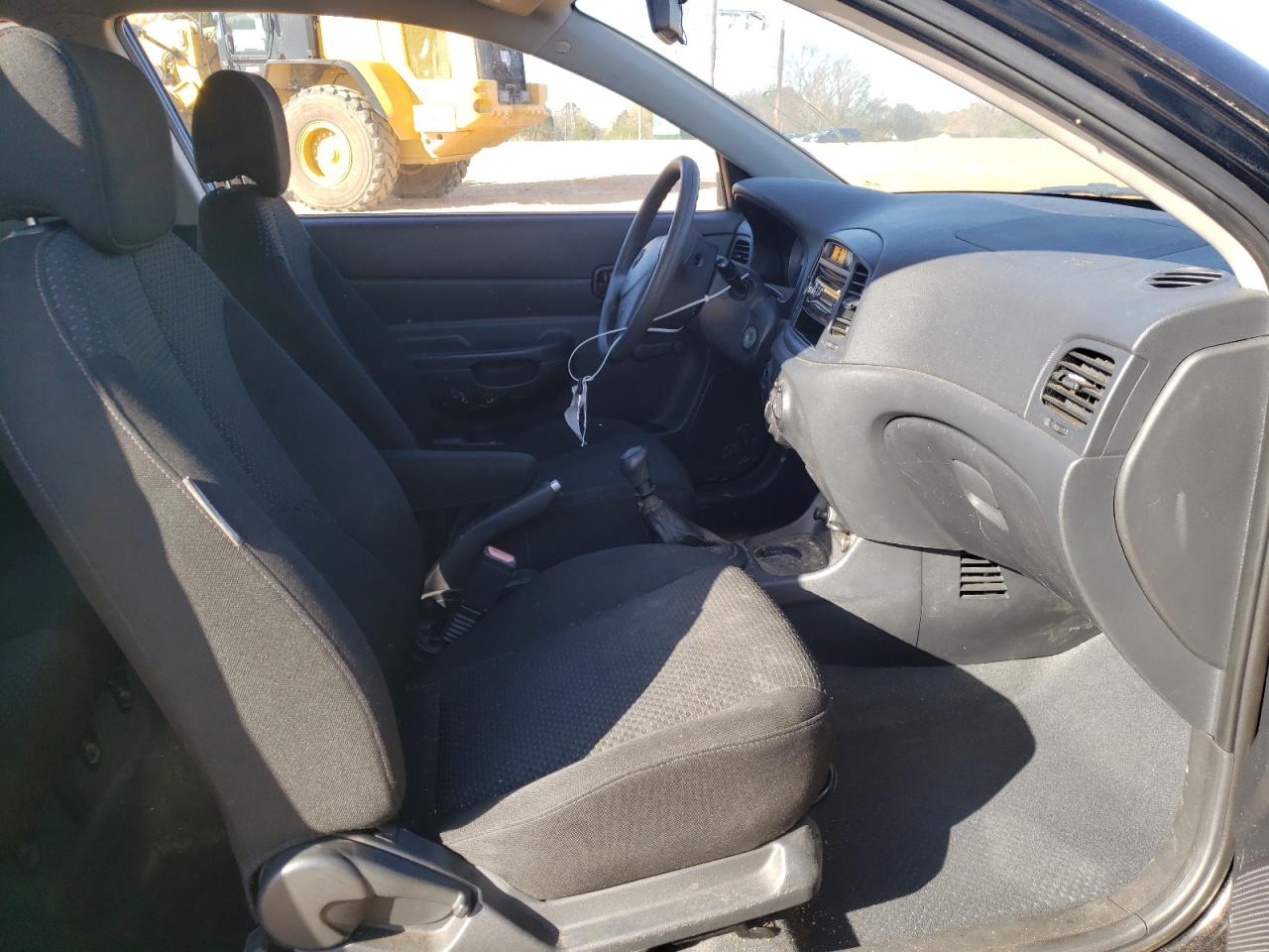 Photo 5 from auction – 2008 HYUNDAI ACCENT GS with VIN KMHCM36C28U091907