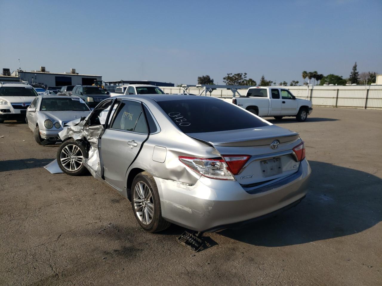 Photo 3 from auction – 2016 TOYOTA CAMRY LE with VIN 4T1BF1FK4GU180930
