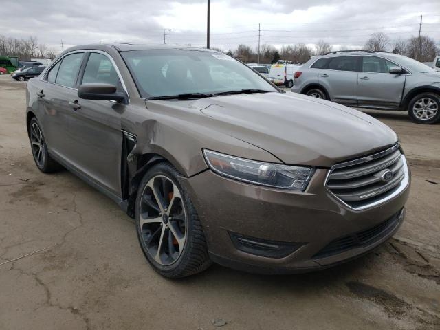 FORD TAURUS SEL 2015 with VIN 1FAHP2E8XFG120760 - Photo from auction