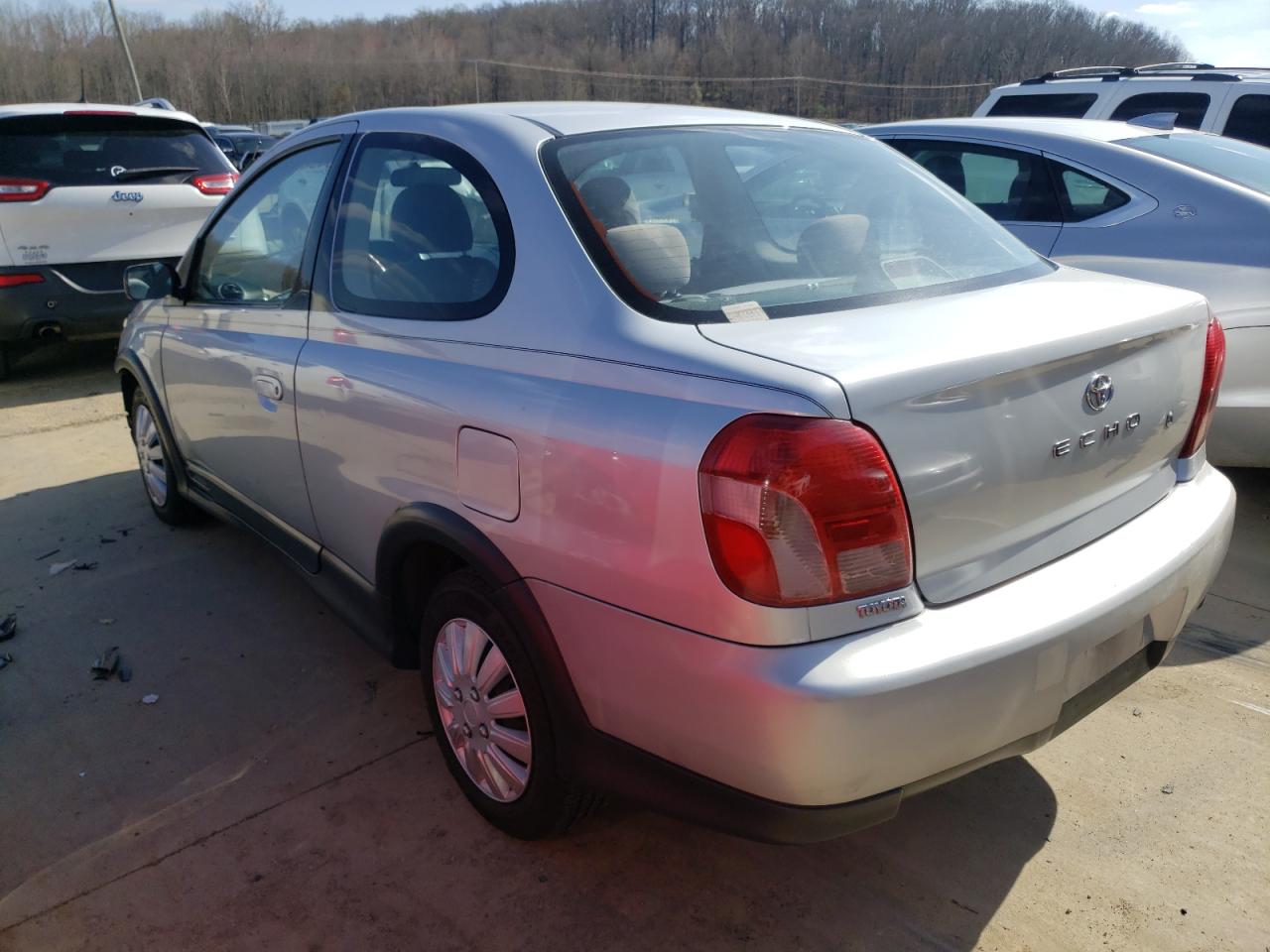 Фото 3 с аукциона – 2000 TOYOTA ECHO с VIN JTDAT123XY0046505