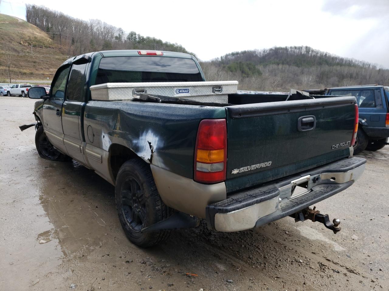 Photo 3 from auction – 2002 CHEVROLET SILVERADO with VIN 2GCEK19T321364777