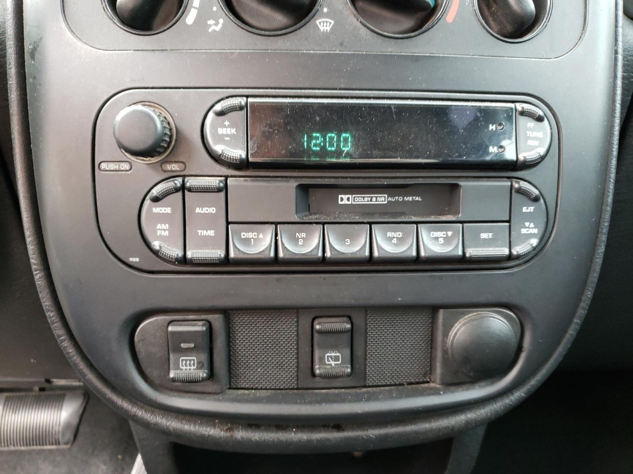 Photo 9 from auction – 2005 CHRYSLER PT CRUISER with VIN 3C4FY48B25T623744