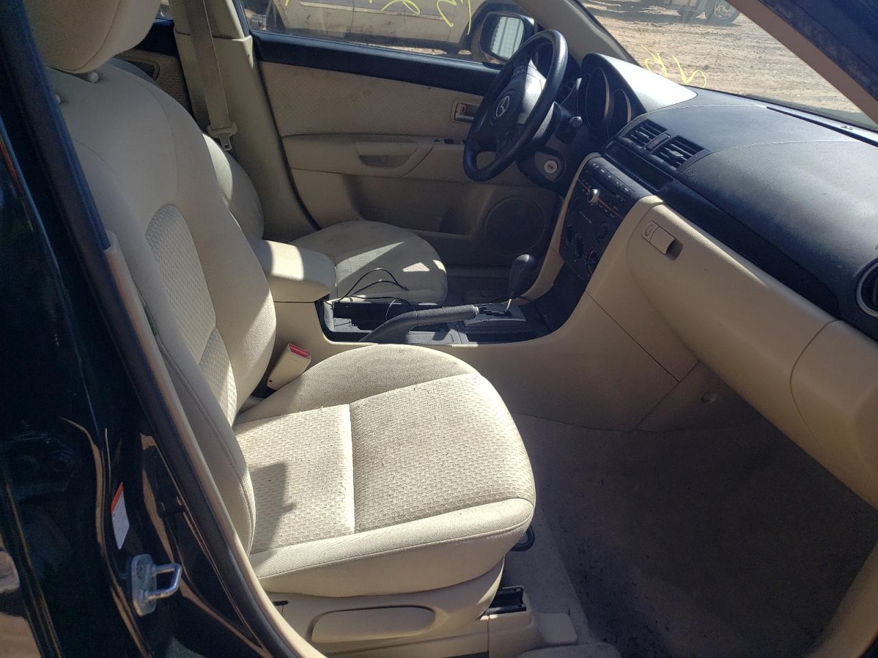 Photo 5 from auction – 2006 MAZDA 3 I with VIN JM1BK32F261471754