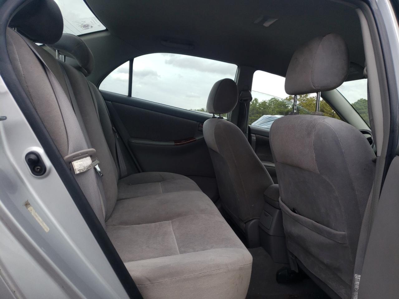 Photo 6 from auction – 2005 TOYOTA COROLLA CE with VIN JTDBR32EX52051770