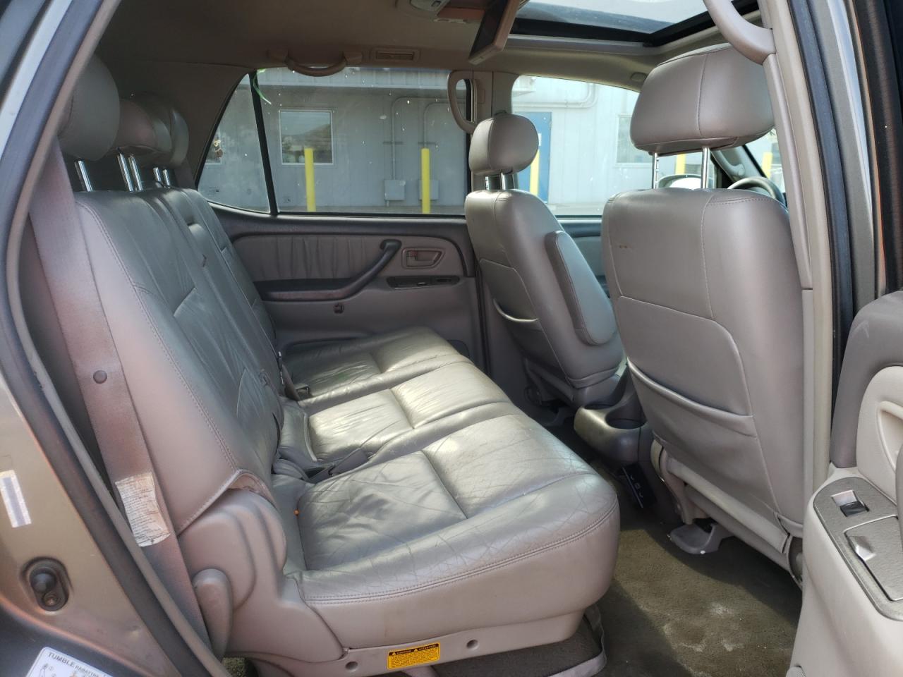 Photo 6 from auction – 2004 TOYOTA SEQUOIA LI with VIN 5TDZT38A94S212475