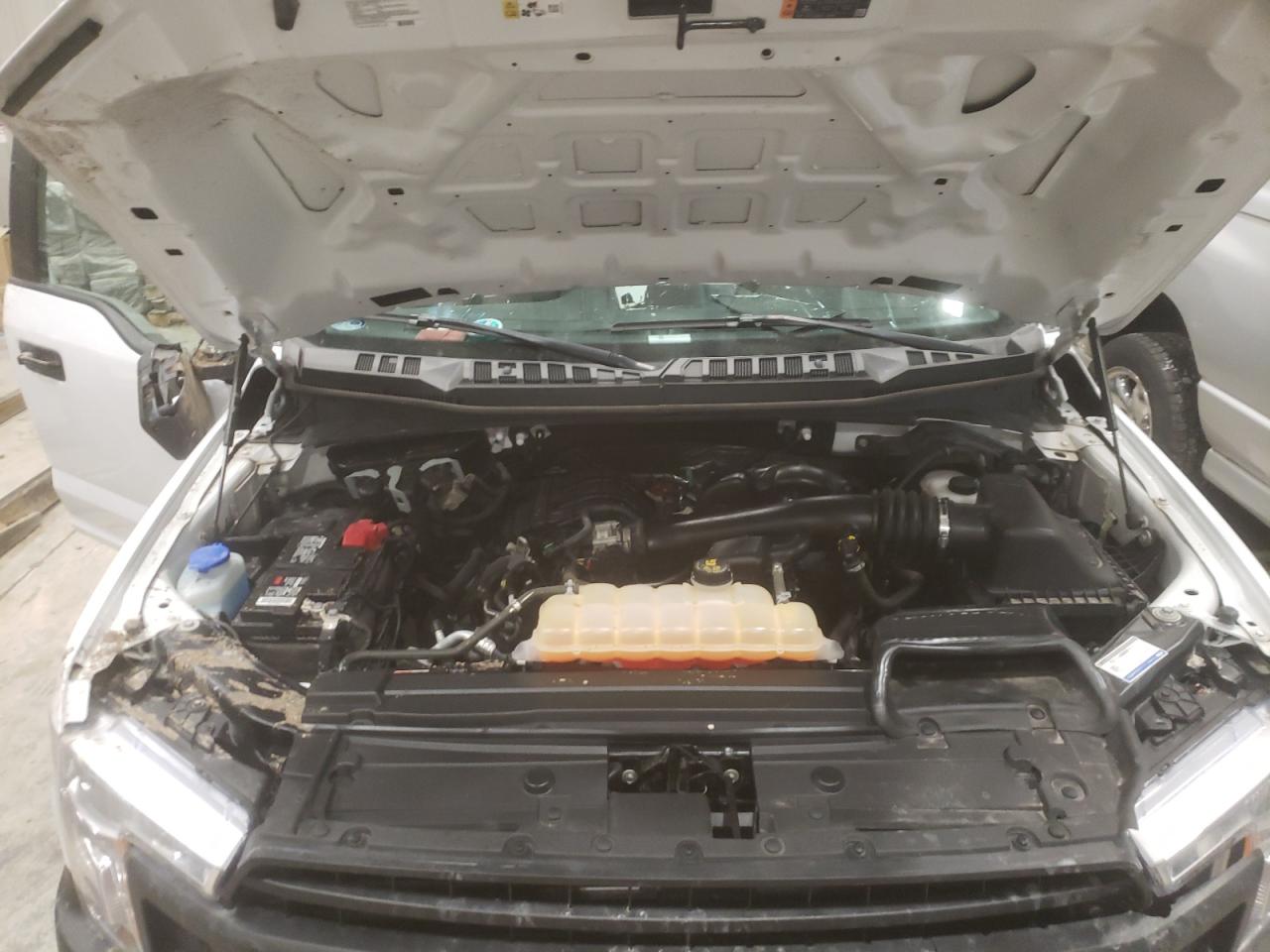 Photo 7 from auction – 2018 FORD F150 with VIN 1FTMF1EB8JKE72047