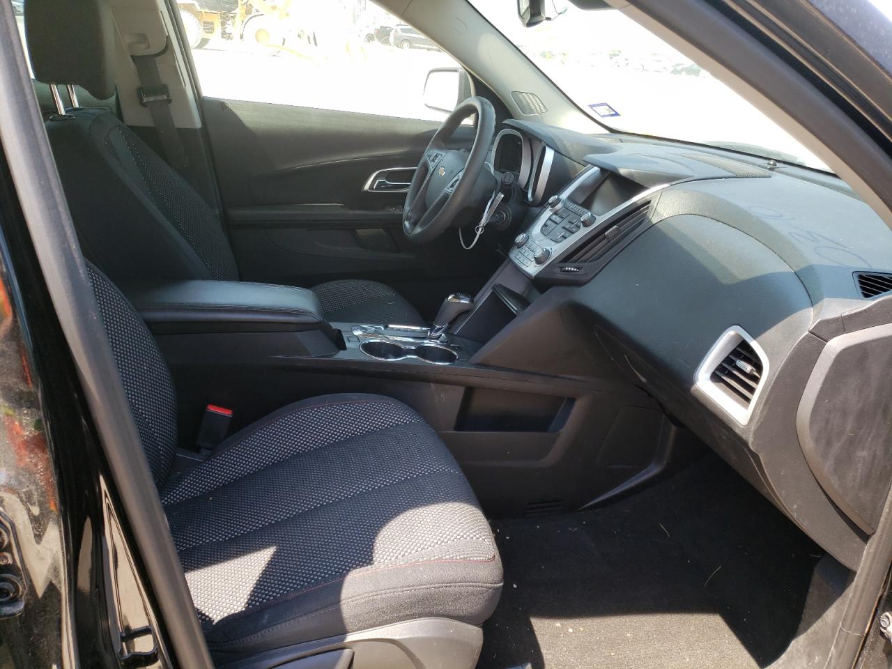 Photo 5 from auction – 2017 CHEVROLET EQUINOX LS with VIN 2GNALBEK5H1611067