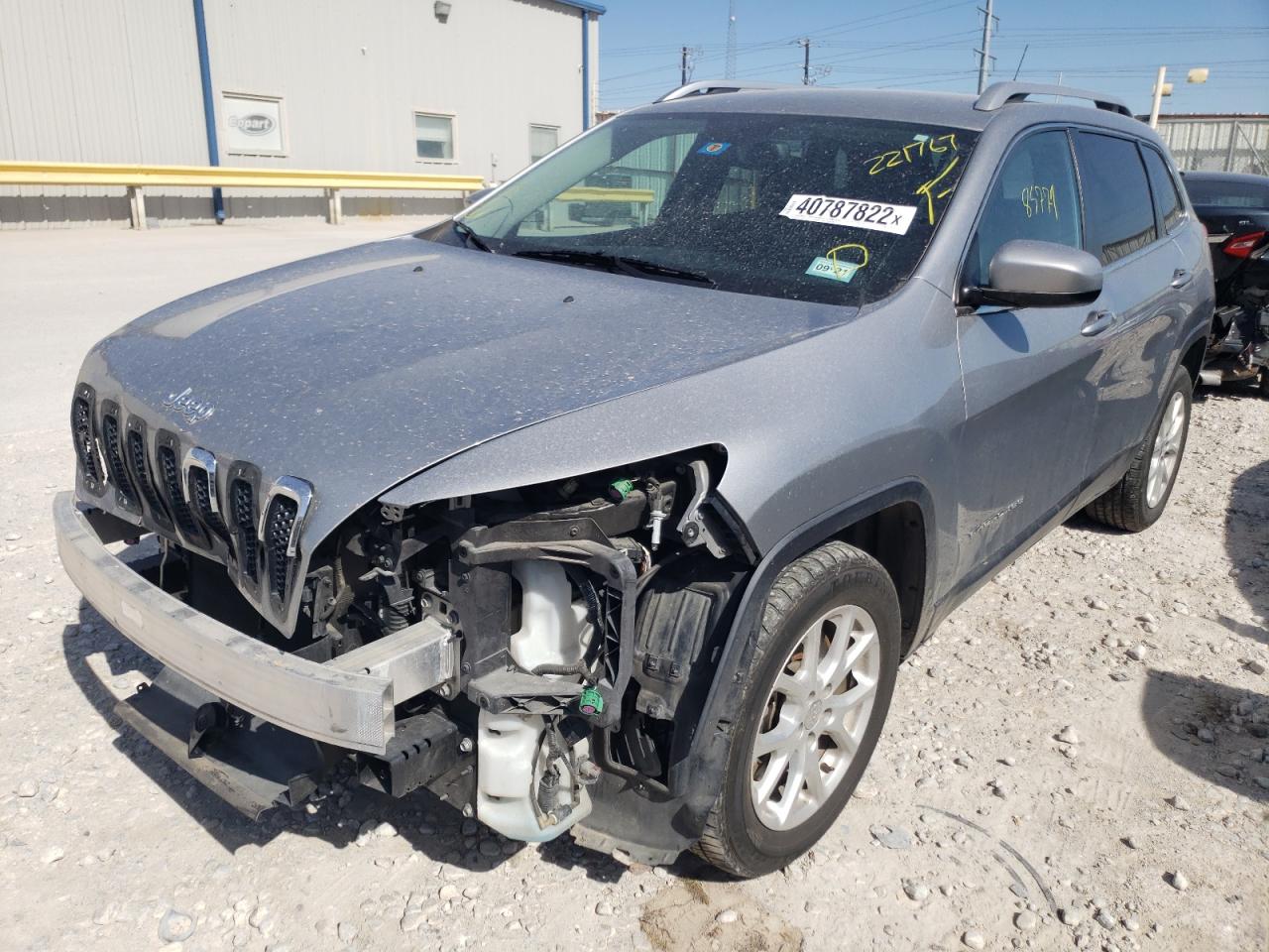Photo 2 from auction – 2014 JEEP CHEROKEE L with VIN 1C4PJLCB3EW221767