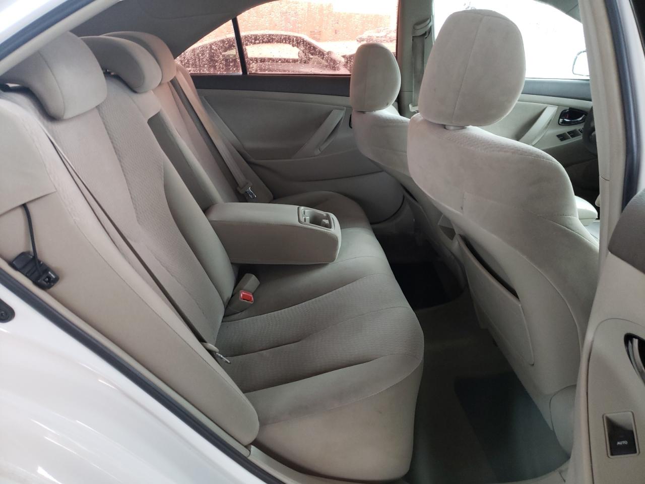 Photo 6 from auction – 2011 TOYOTA CAMRY BASE with VIN 4T1BF3EK2BU769464