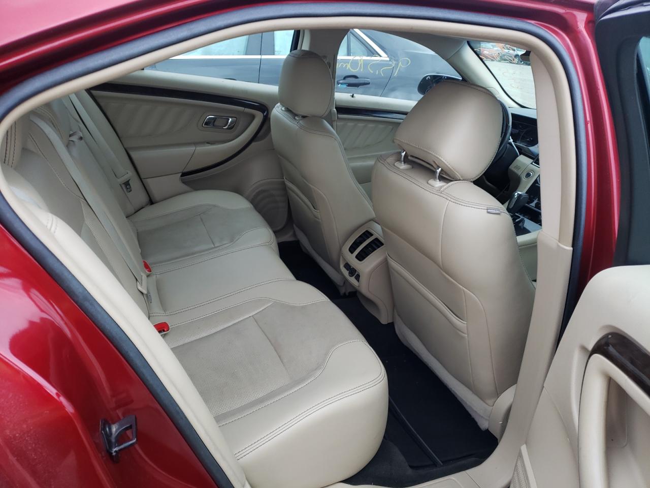 Photo 6 from auction – 2014 FORD TAURUS with VIN 1FAHP2F84EG136689