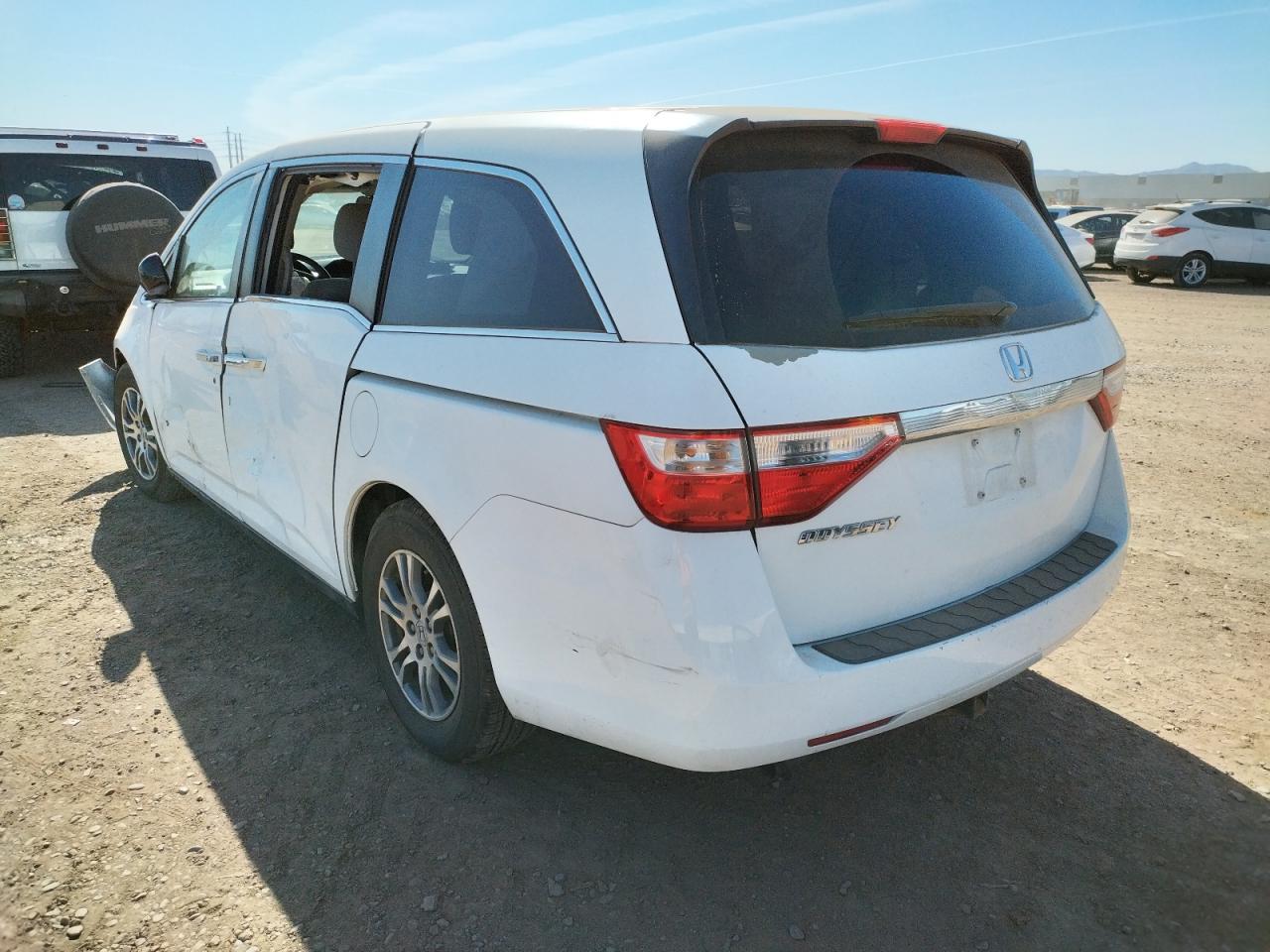 Photo 3 from auction – 2011 HONDA ODYSSEY EX with VIN 5FNRL5H44BB067787