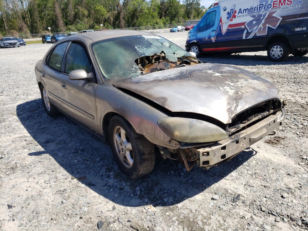FORD TAURUS SE 2003 with VIN 1FAFP53U03A232054 - Photo from auction
