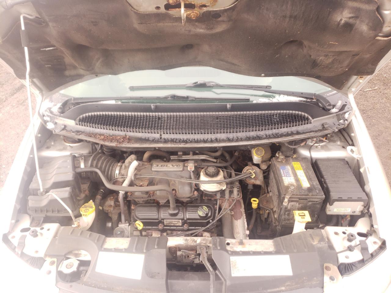Photo 7 from auction – 2007 DODGE GRAND CARA with VIN 2D8GP44L07R109369