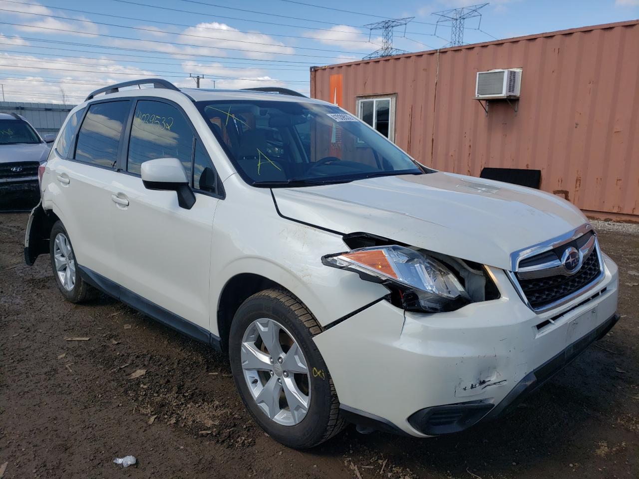 SUBARU FORESTER 2 2015 with VIN JF2SJAGC2FH530428 - Photo from auction