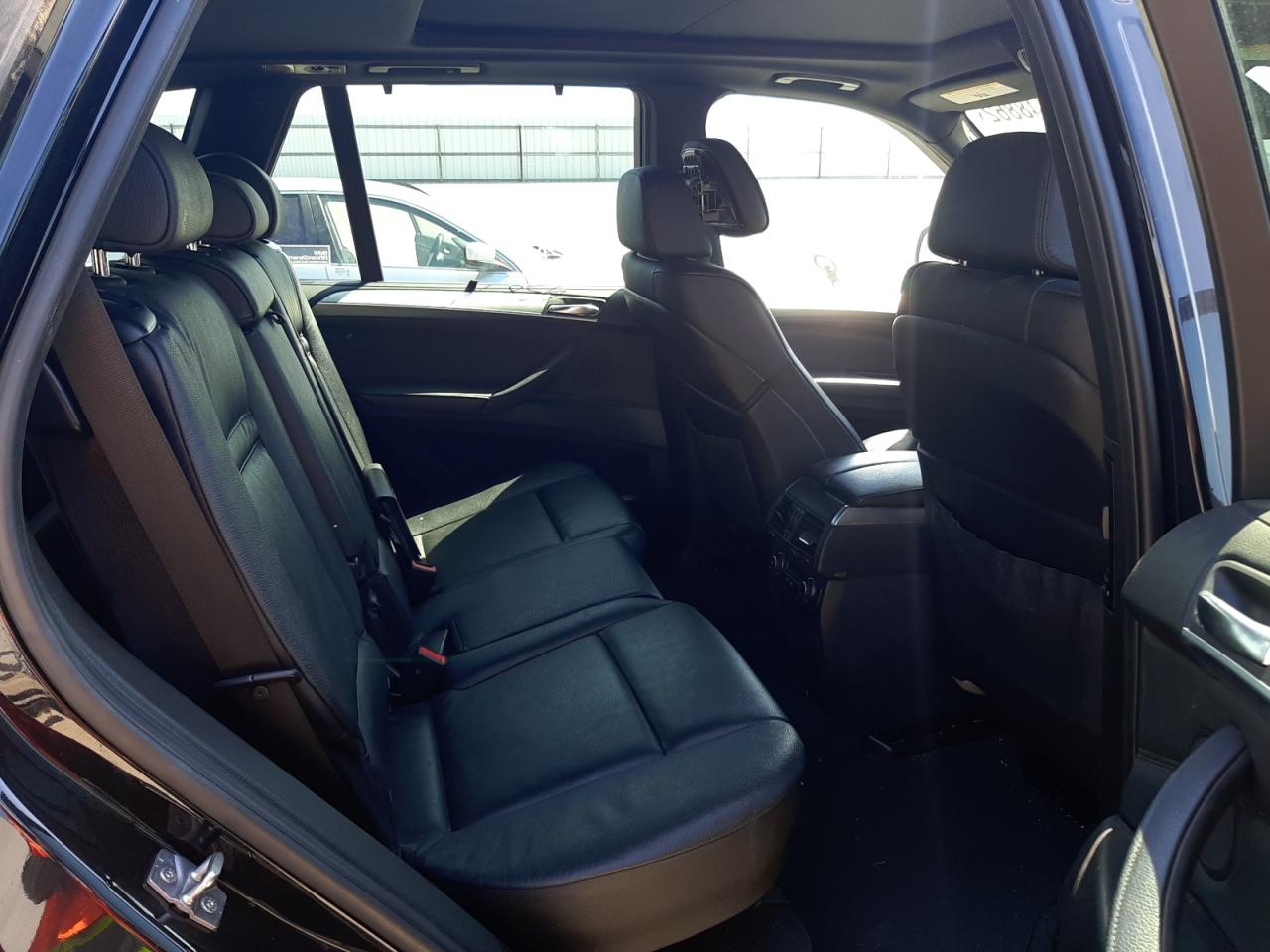 Photo 6 from auction – 2012 BMW X5 XDRIVE5 with VIN 5UXZV8C52CL423341