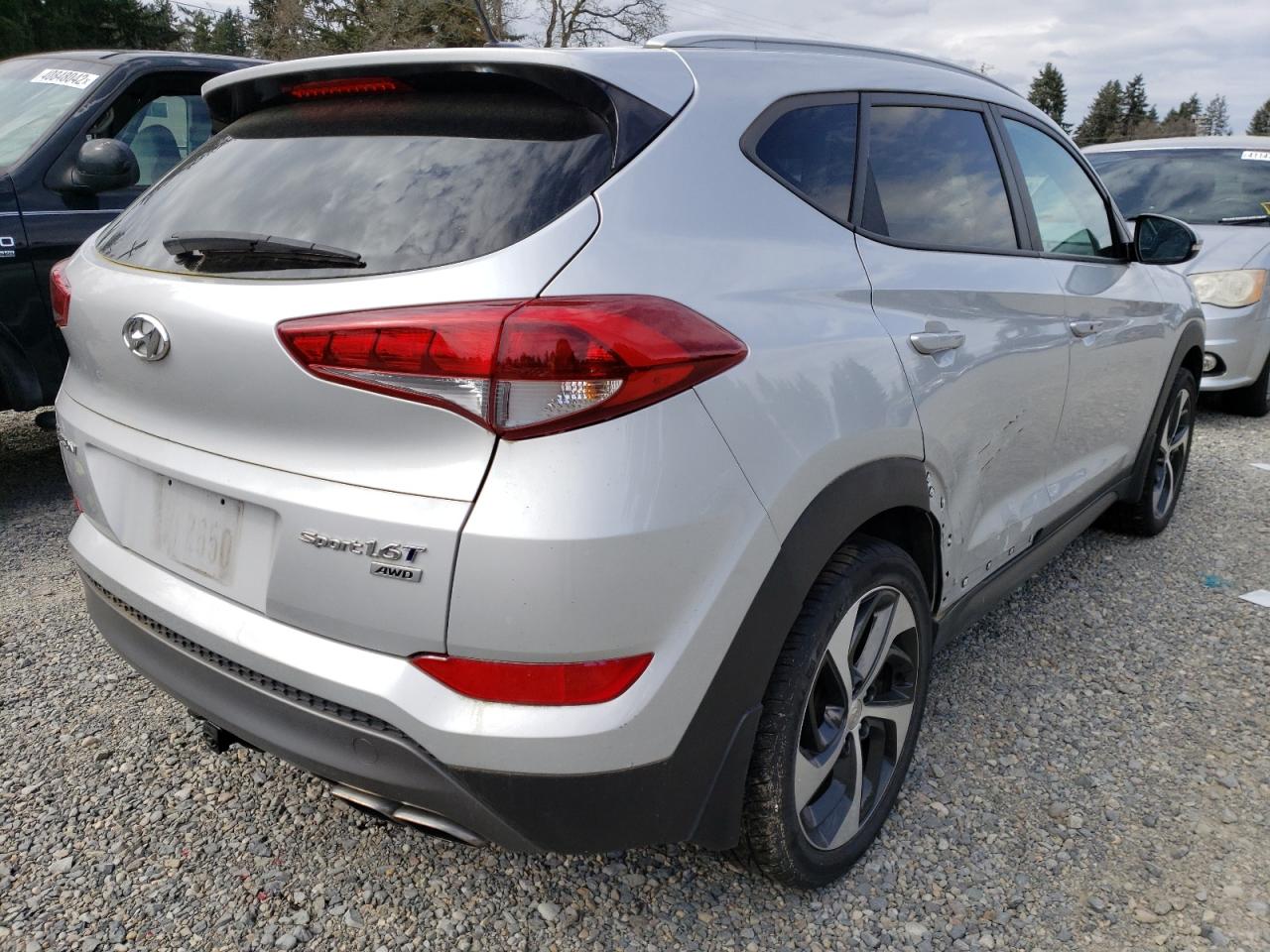 Photo 4 from auction – 2016 HYUNDAI TUCSON LIM with VIN KM8J3CA24GU161740