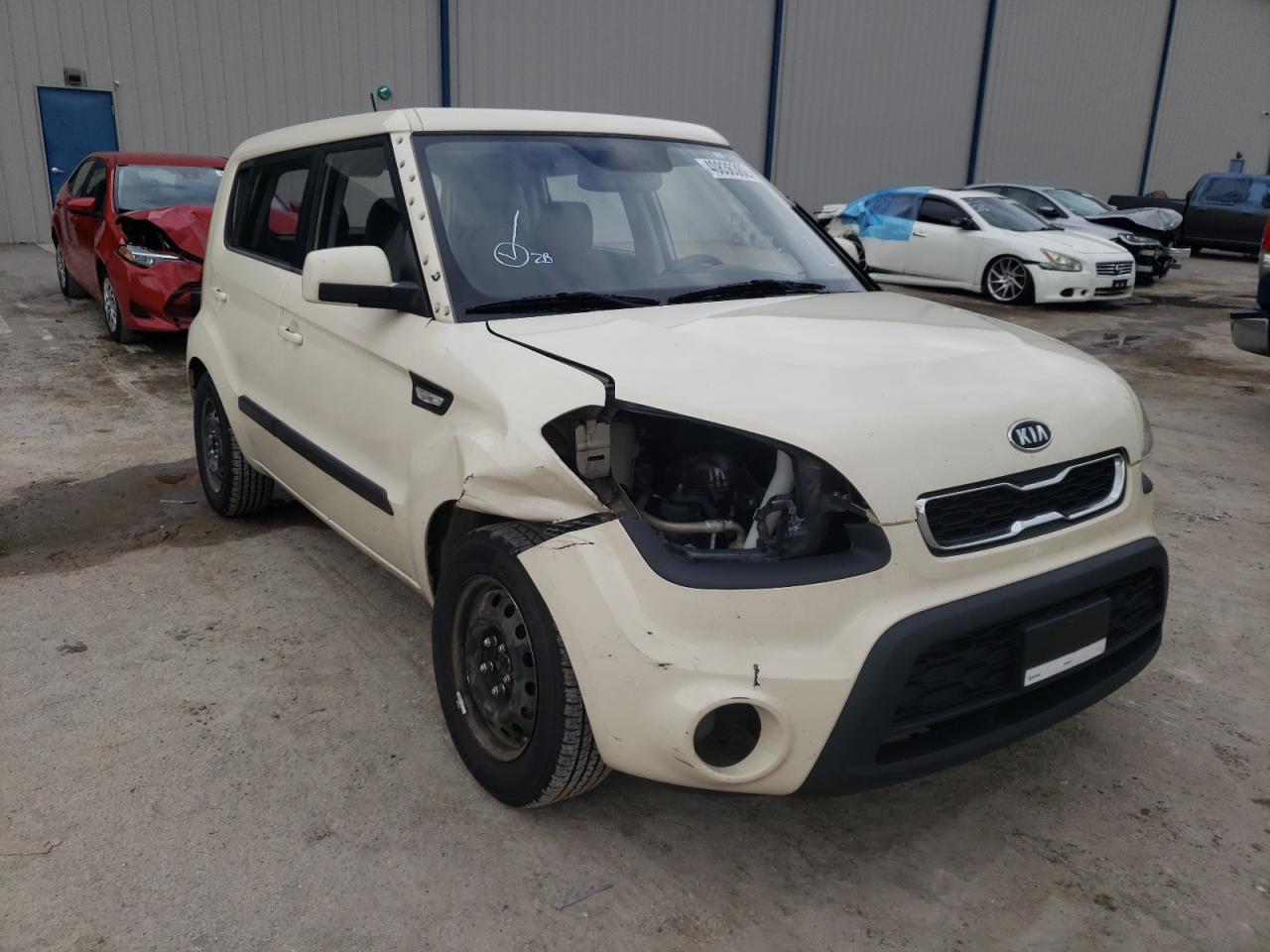 KIA SOUL 2012 with VIN KNDJT2A50C7421097 - Photo from auction