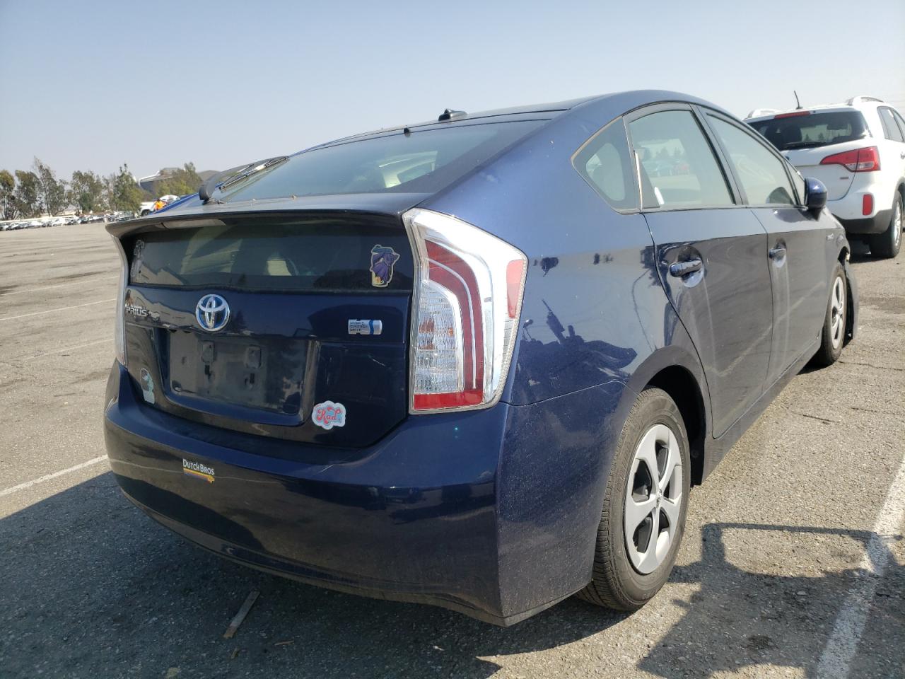 Photo 4 from auction – 2015 TOYOTA PRIUS with VIN JTDKN3DU2F1936049