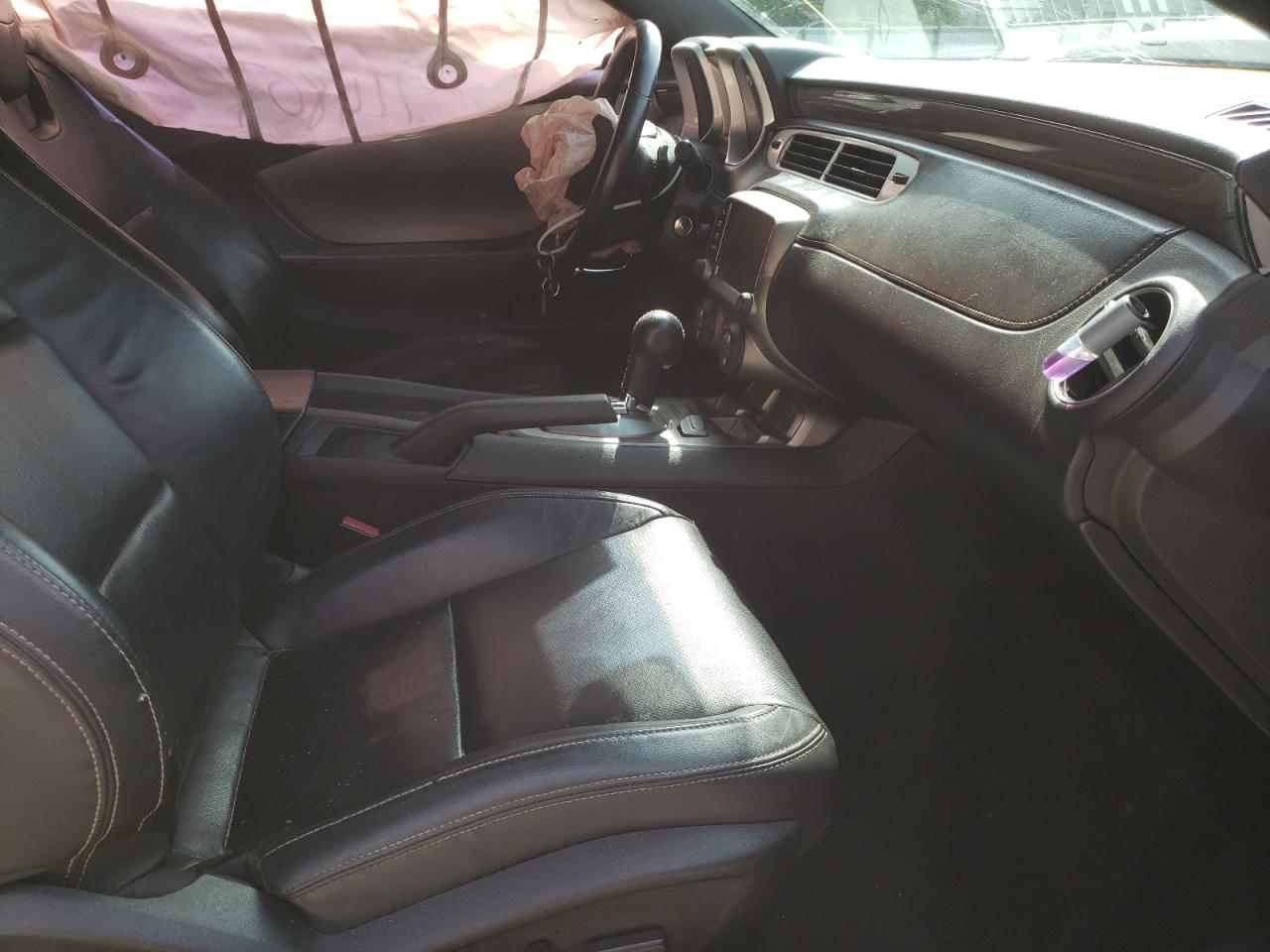 Photo 5 from auction – 2015 CHEVROLET CAMARO LT with VIN 2G1FF1E30F9220618