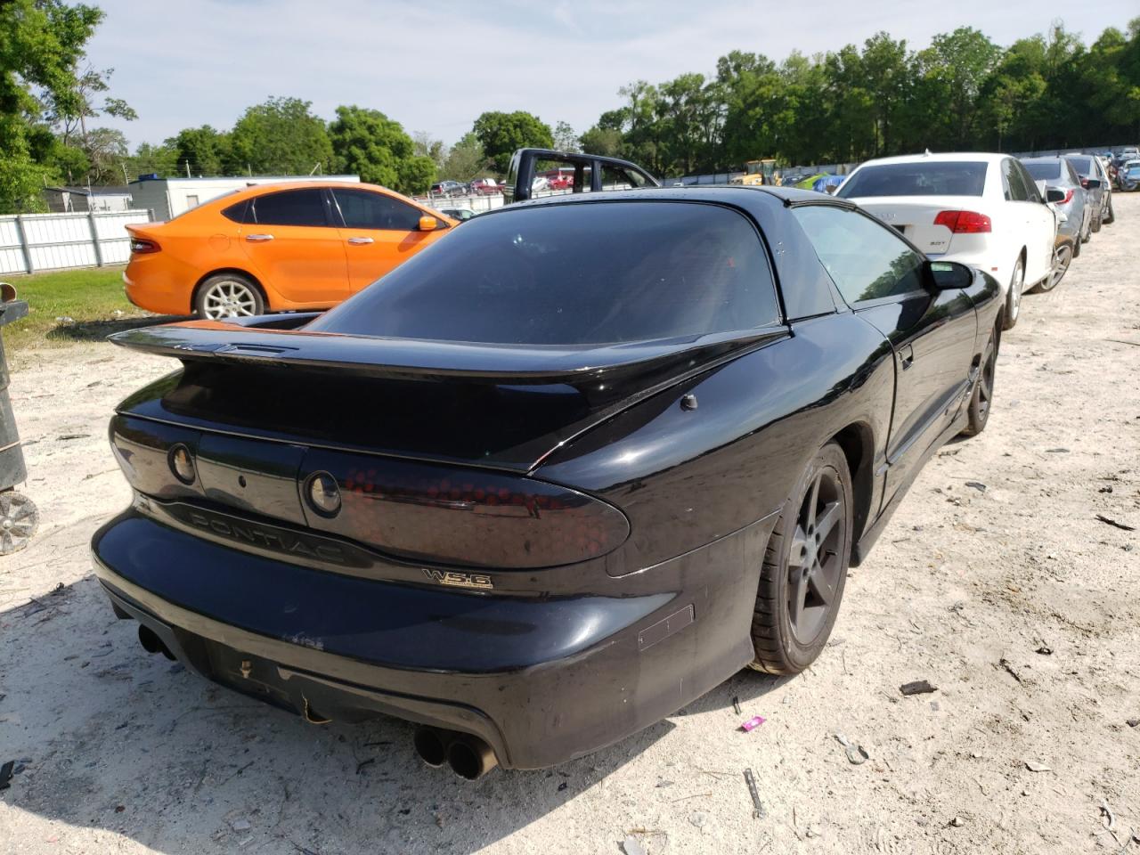 Photo 4 from auction – 2001 PONTIAC FIREBIRD F with VIN 2G2FV22G912129134