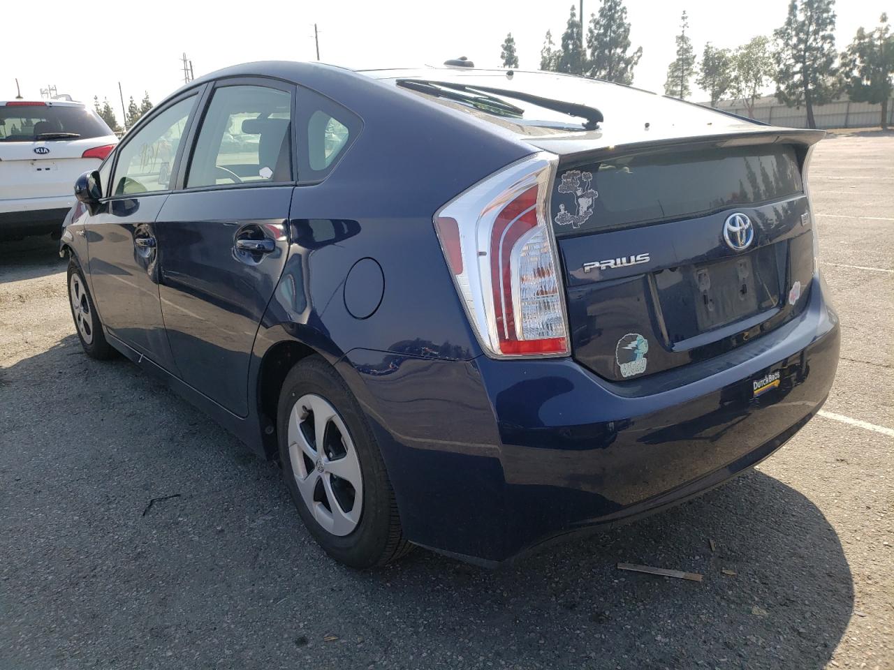 Photo 3 from auction – 2015 TOYOTA PRIUS with VIN JTDKN3DU2F1936049