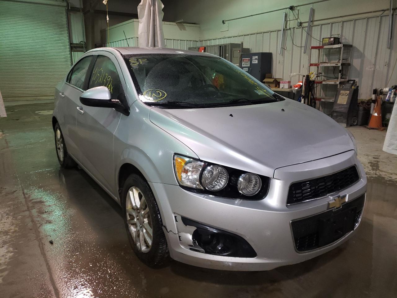 CHEVROLET SONIC LT 2015 with VIN 1G1JC5SGXF4166605 - Photo from auction