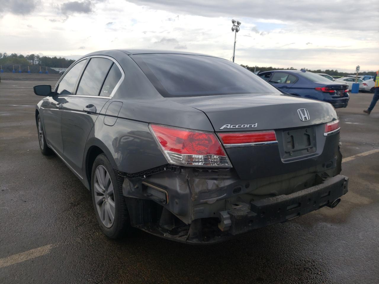Photo 3 from auction – 2011 HONDA ACCORD EX with VIN 1HGCP2F74BA012501