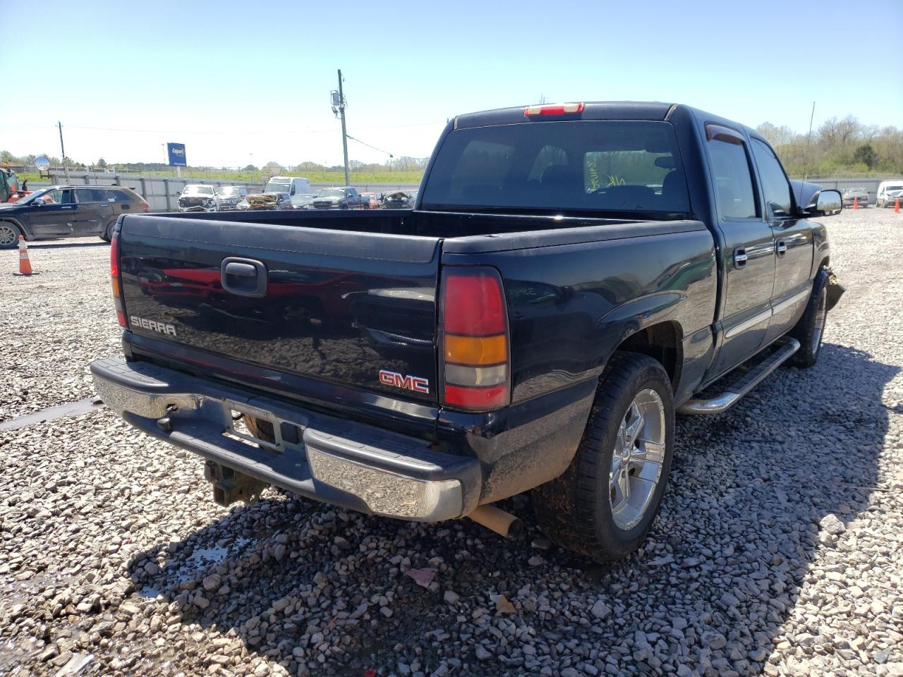 Photo 4 from auction – 2007 GMC NEW SIERRA with VIN 2GTEC13VX71123121