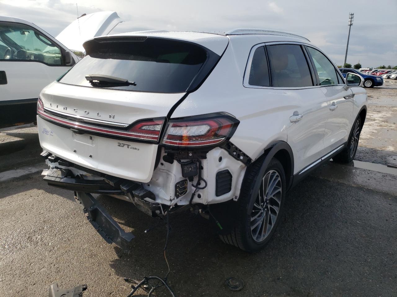 Photo 4 from auction – 2019 LINCOLN NAUTILUS R with VIN 2LMPJ8LP2KBL11031