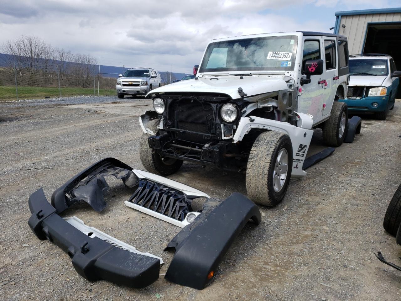 Photo 2 from auction – 2017 JEEP WRANGLER U with VIN 1C4BJWDG2HL622822
