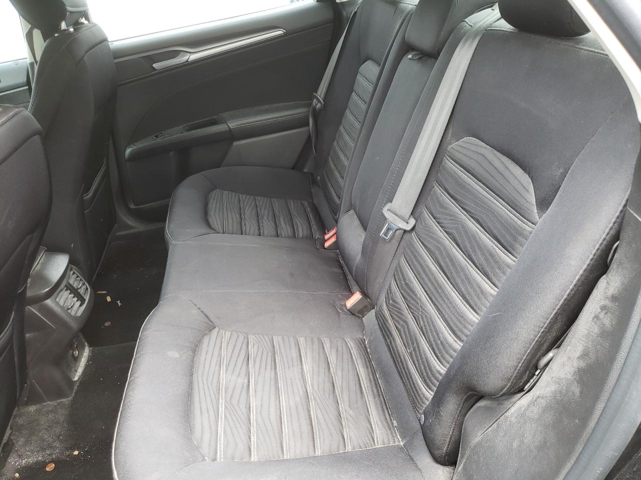 Photo 6 from auction – 2016 FORD FUSION SE with VIN 3FA6P0H76GR348862